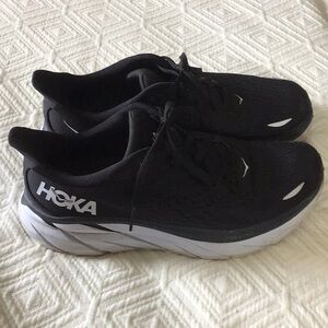 Hoka Clifton 8